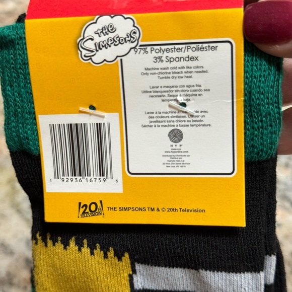 NWT. 2 pack Simpson’s socks - Picture 8 of 10